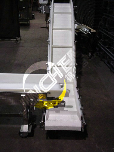 爬坡網帶輸送機